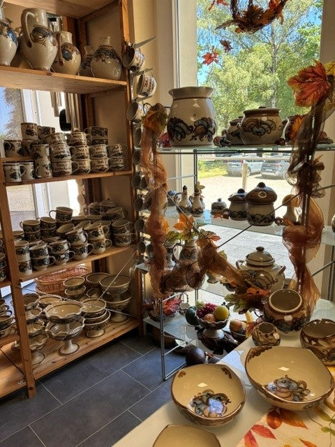 Ein Blick in den Laden von Heyde-Keramik
